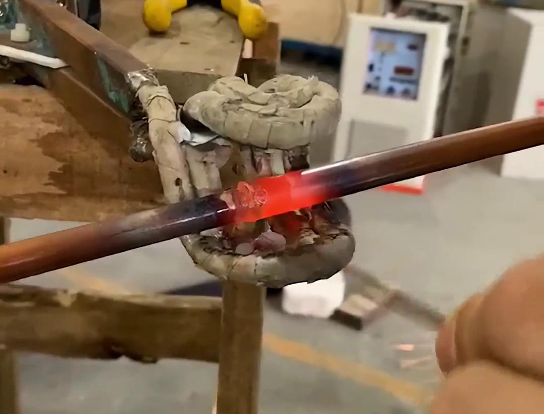 手持式高頻焊機，橫豎焊接銅管，方便操作